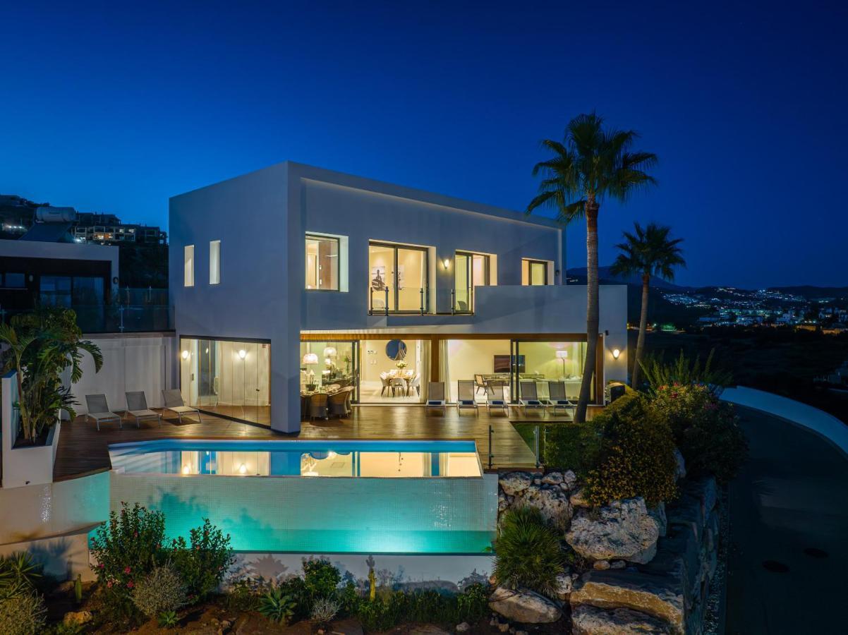 Vacation Marbella I Villa Paraiso The View, Infinity Heated Pool, Sea View, 24-7 Security, Golf Courses Estepona Ngoại thất bức ảnh